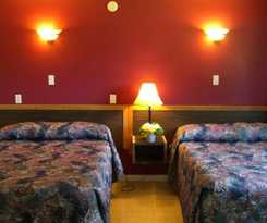 Hotel Comox Valley Inn and Suites