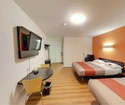Motel 6 Sudbury, On