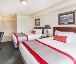Hotel Ramada By Wyndham Hinton