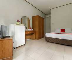 Reddoorz Plus @ Karet Pedurenan 3