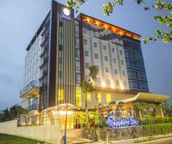 Hotel Sapphire Sky