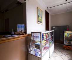 Reddoorz Plus Near Parahyangan University