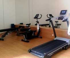 Hotel Sancrest Residence Deltamas