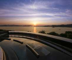 Hotel Plaza Awajishima