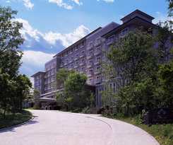Okura Akademia Park