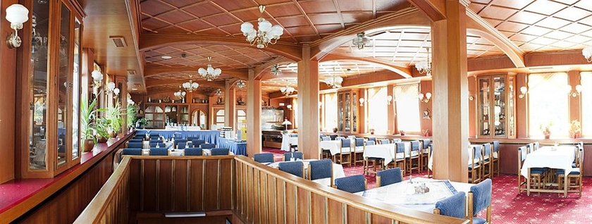 Botel Albatros