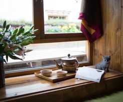  House Of Waking Sunlight