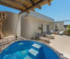 Elakati Luxury Boutique - Adults Only