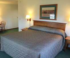 Hotel Farmstead Inn and Conference Center