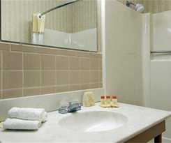 Days Inn By Wyndham Branford New Haven Conference