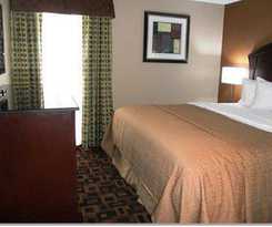 Quality Inn and Suites Arden Hills - Saint Paul North