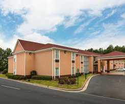 Hotel Dawson Village Inn
