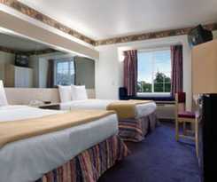 Hotel Americas Best Value Inn and Suites Racine