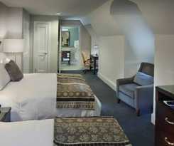 Hotel Andover Inn
