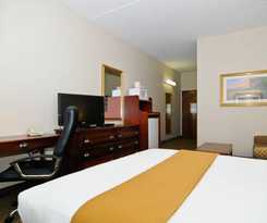 Hotel Baymont Inn & Suites by Wyndham Lafayette / Purdue Area 