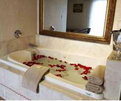 Cedar Park Whirlpool Suites