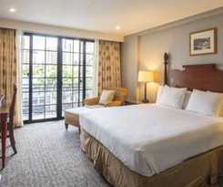 Polynesian Residences Waikiki Beach