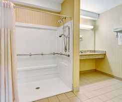 Econo Lodge Bethel - Danbury