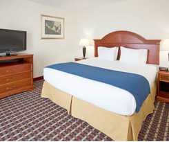 Holiday Inn Express & Suites Petoskey