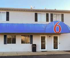  Motel 6 Bethel, CT - Danbury
