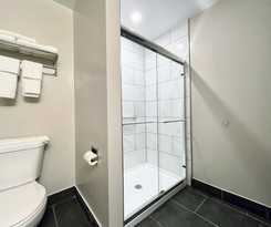Days Inn By Wyndham Columbus In