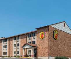 Super 8 By Wyndham St Charles