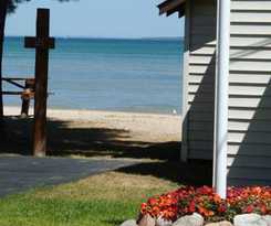 Hotel The Beach House Lakeside Cottages