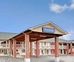 Travelodge By Wyndham Sellersburg/ Louisville North
