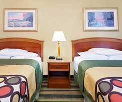 Hotel Super 8 By Wyndham Mt. Pleasant