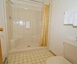 Hotel Brooks St. Motor Inn