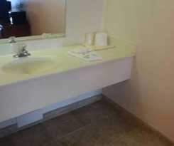 Rodeway Inn Auburn Hills
