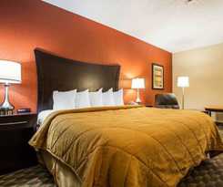 Hotel Quality Inn & Suites Starlite Village Conference C