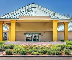 Quality Inn & Suites Banquet Center