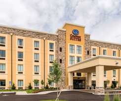 Hotel Comfort Suites Columbus Airport