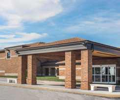 Hotel Baymont By Wyndham Copley Akron