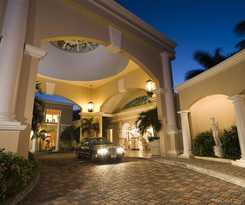  Sandals Royal Bahamian - All Inclusive Couples Only