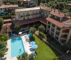 Villa Isabella and Residence