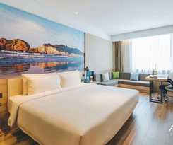  Atour Hotel (Wuhan Wujiashan)