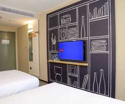 Hotel Ibis Yichang Bayi Rd