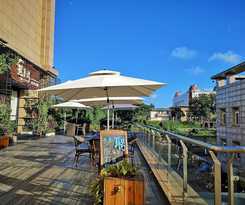 Hotel Ramada Plaza by Wyndham Dongxing City Center 