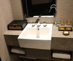 Homeinn Plus Shanghai People Square East Jinling Road