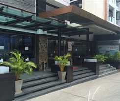 Hotel Serenotel Pattaya Beach Front