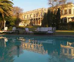 Hotel Fairlawns Boutique and Spa