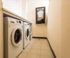 Hotel City Comfort Inn Qinzhou Baihaitun Square