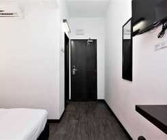Hotel ZEN Rooms Basic Near KTM Sentul
