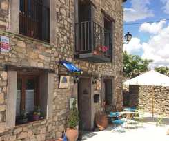 Ana de las Tejas Azules