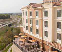 Courtyard Kansas City At Briarcliff