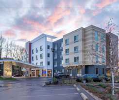 Fairfield Inn and Suites By Marriott Eugene East/springfield