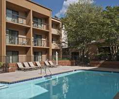 Hotel Courtyard Charlotte Arrowood