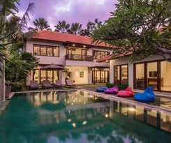 Amore Villas